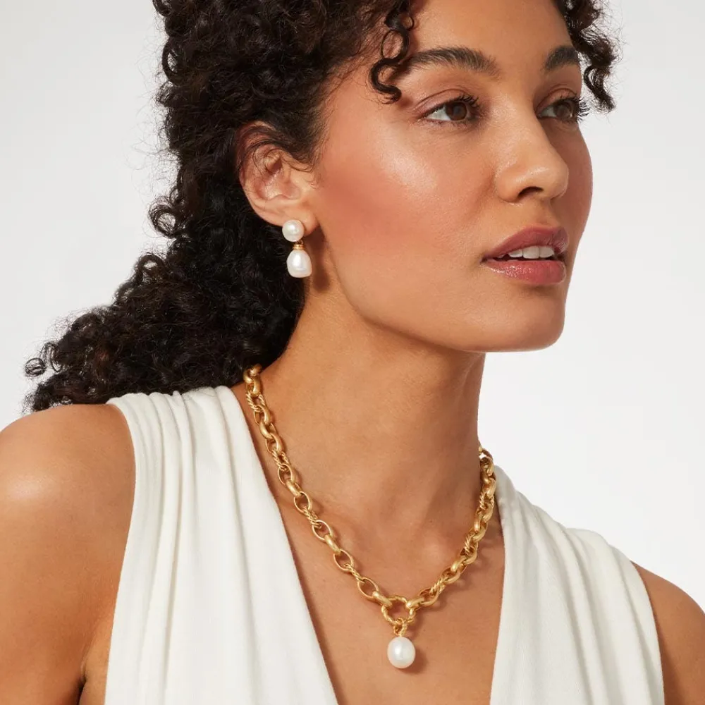 cypriot_twist_pearl_chain_pendant_necklace_4.webp Cypriot Twist Pearl Chain Pendant Necklace*The Met Store Cheap