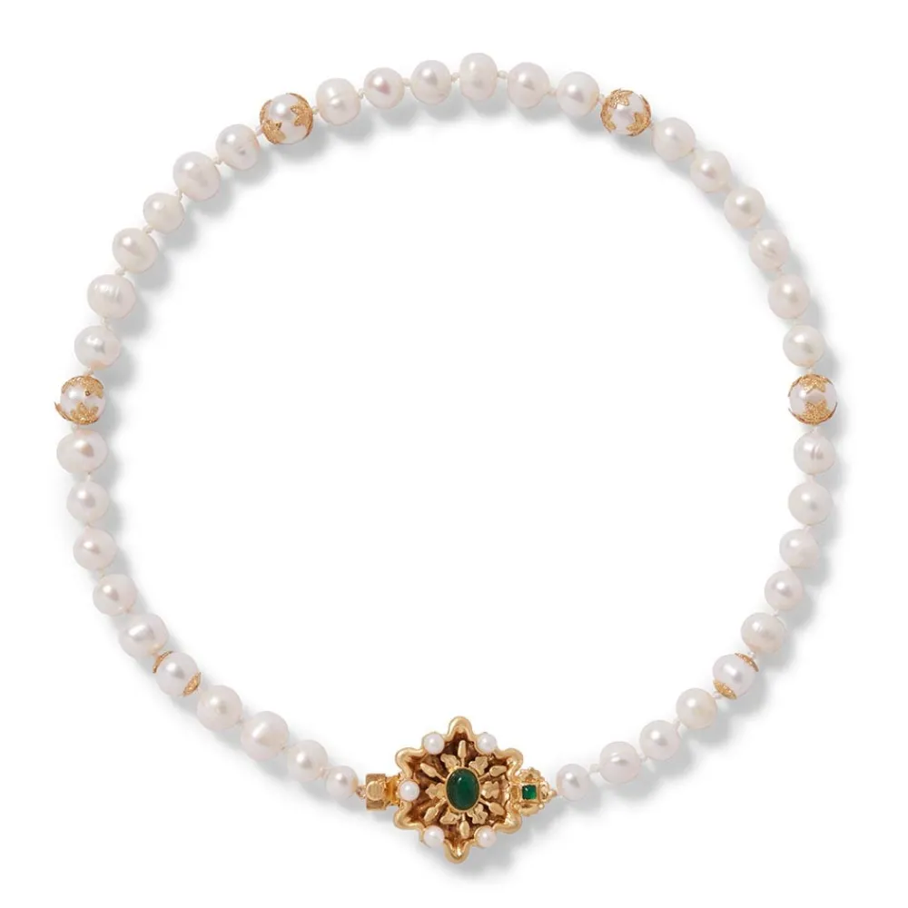 french_amor_statement_necklace_0.webp French Amor Statement Necklace*The Met Store Online