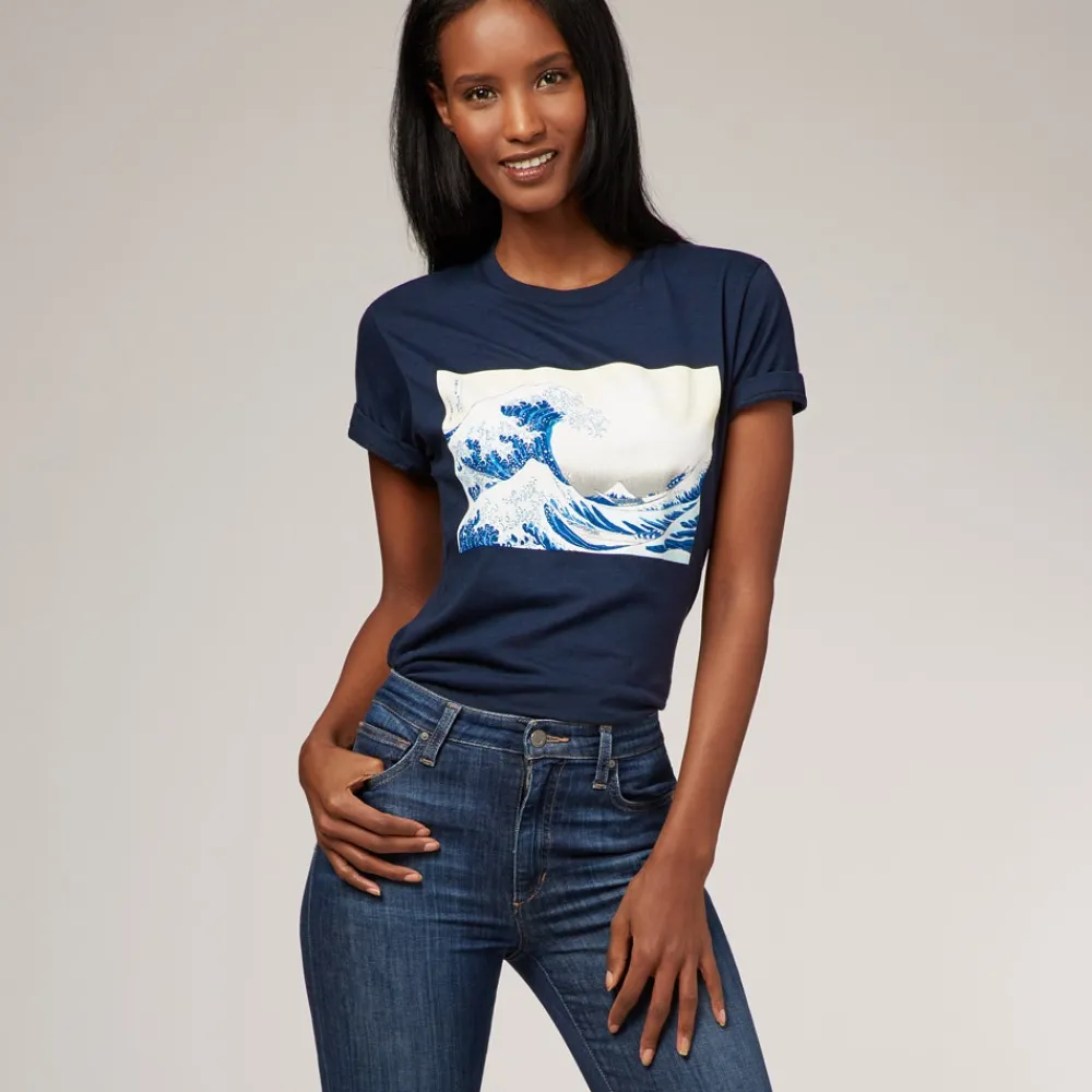 hokusai_great_wave_tee_2.webp Hokusai Great Wave Tee*The Met Store Outlet