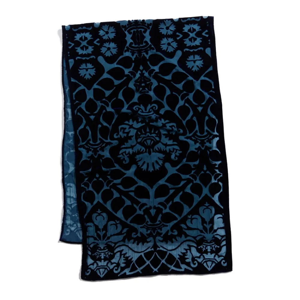 italian_marriage_emblems_scarf_2.webp Italian Marriage Emblems Scarf*The Met Store Sale