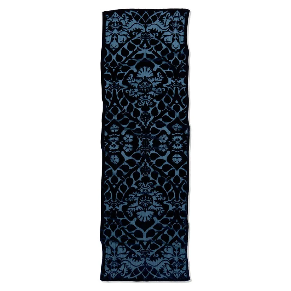 italian_marriage_emblems_scarf_6.webp Italian Marriage Emblems Scarf*The Met Store Sale