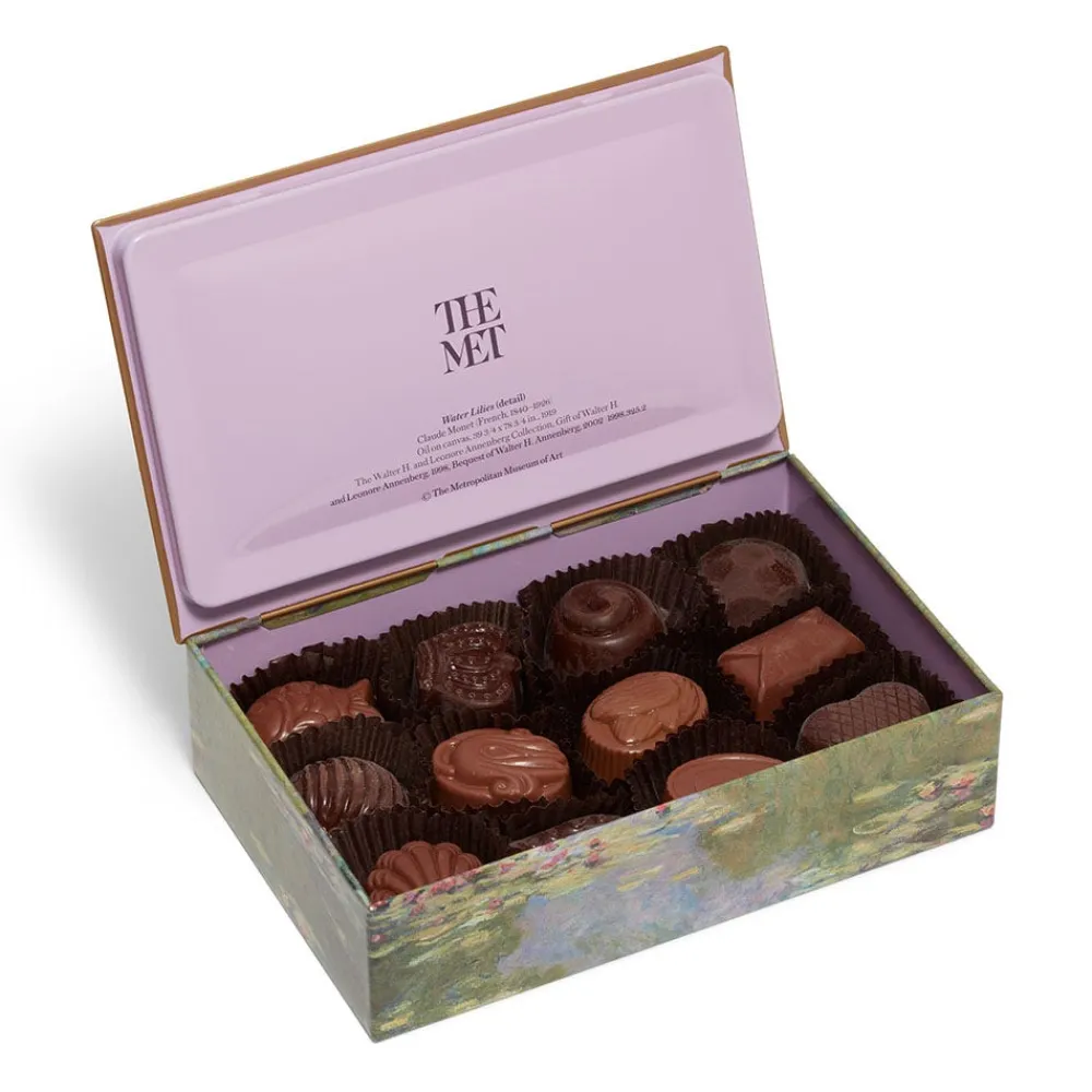louis_sherry_monet_water_lilies_piece_chocolate_tin_0.webp Louis Sherry Monet Water Lilies 12-Piece Chocolate Tin*The Met Store Shop