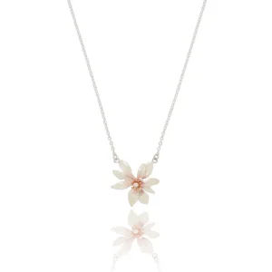 Magnolia Pendant Necklace*The Met Store Shop