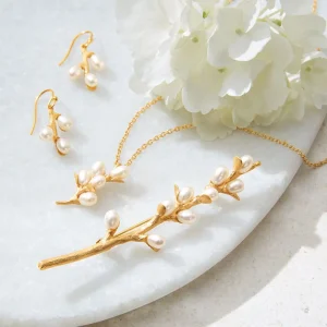 Willow Catkins Pearl Drop Earrings*The Met Store Cheap